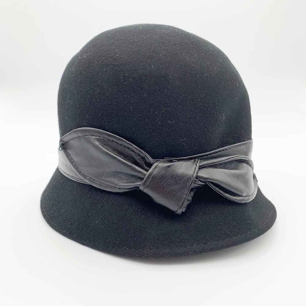 Black Cloche hat
